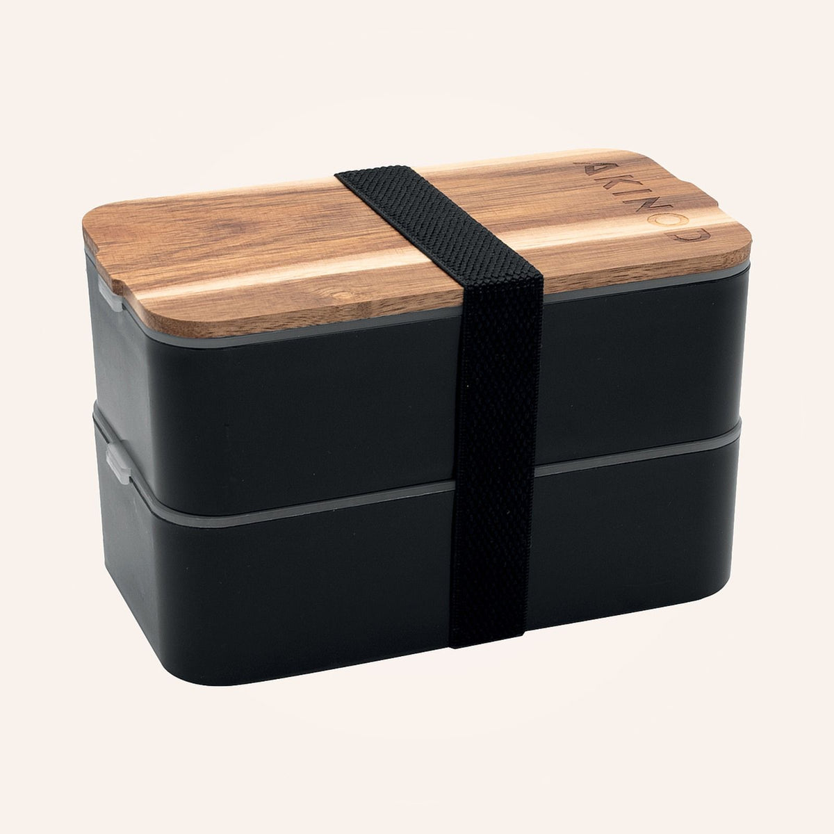 Bento 11:46, Schwarz
