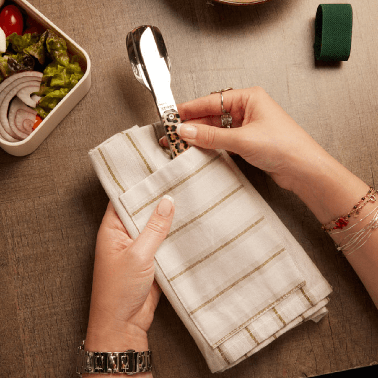 Wrap Akinod