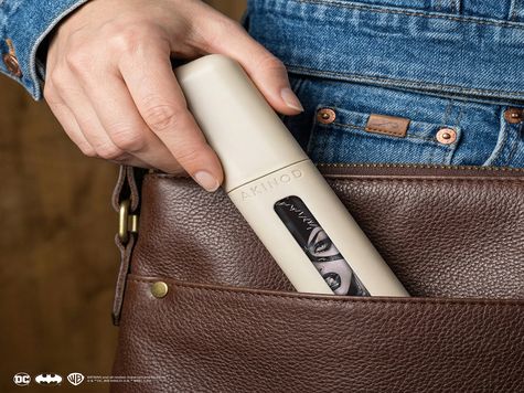 Utensils 12:34, Catwoman