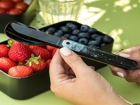 Couverts 12:34, Cosmos