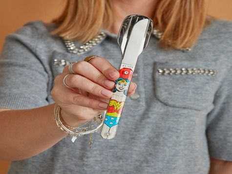 Utensils 12:34, Wonder Woman Vintage
