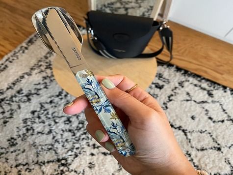 Utensils 12:34, Persian bouquet