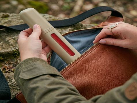 Besteck 12:34, Aluminium rot