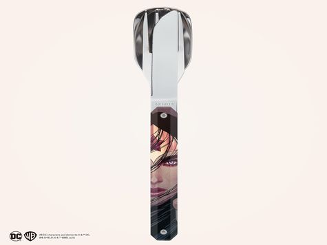 Utensils 12:34, Wonder Woman
